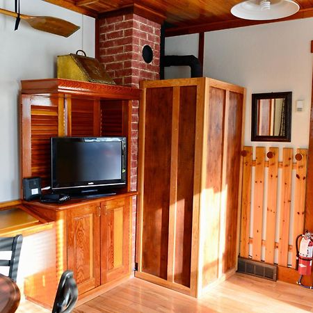 Banff Beaver Cabins ภายนอก รูปภาพ