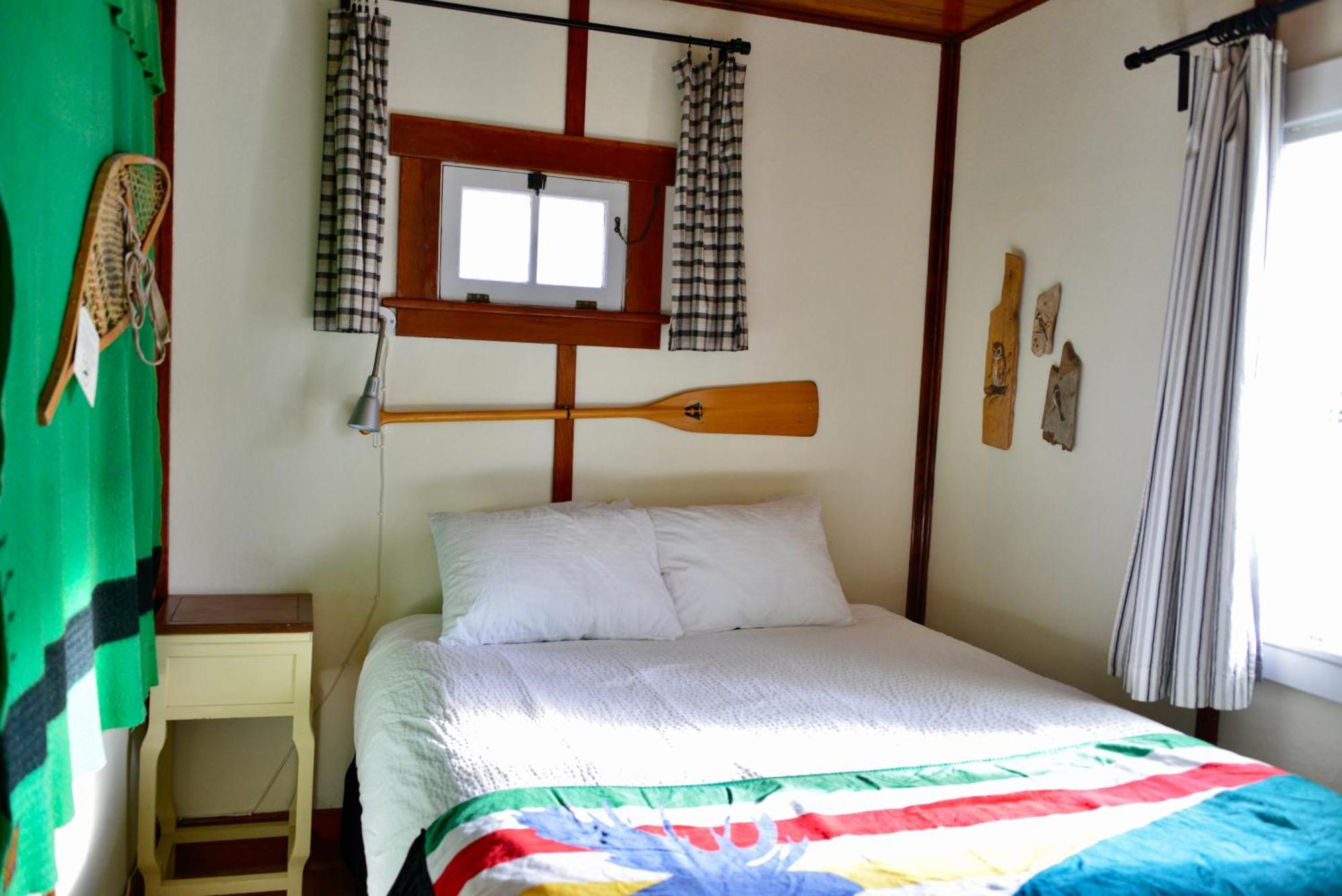 Banff Beaver Cabins ภายนอก รูปภาพ